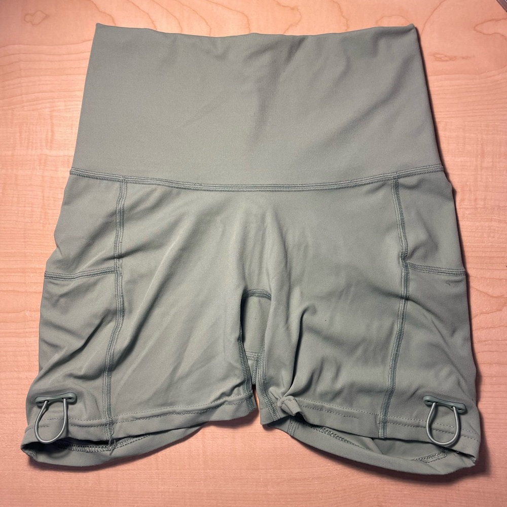 gymshark legacy shorts